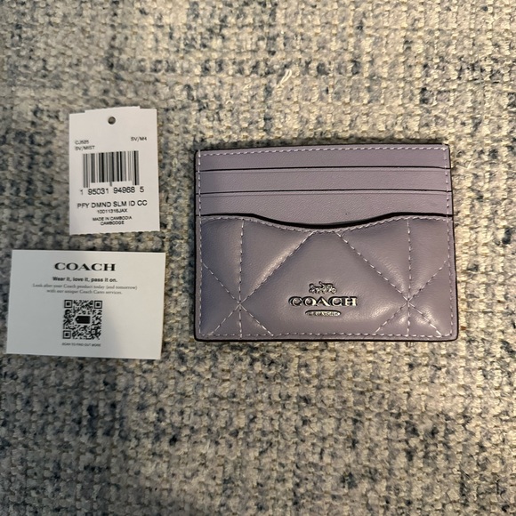 NWT. Purple coach card holder - Picture 2 of 3